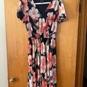 Kate and Lily Floral V-Neck Dress